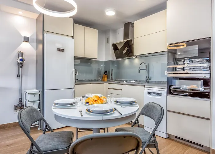 Lovely One Bedroom By The In Puerto Banus شقة *